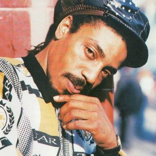 Earl Sixteen