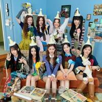 TWICE (트와이스)