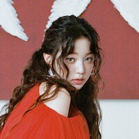 장원영 (IVE)