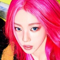 카리나 (KARINA)