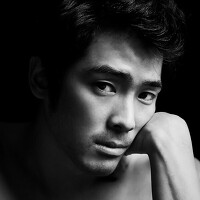 김현웅