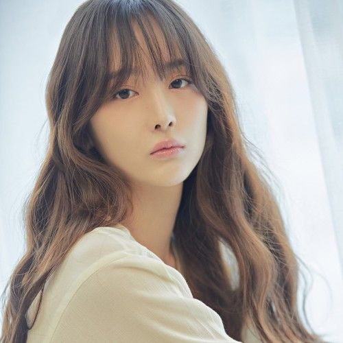'데뷔 직전 무산'의 그늘과 2026년 K-POP 루키 생태계의 잔혹한 현실: 이시안 사례를 통해 본 신인 산업의 이면