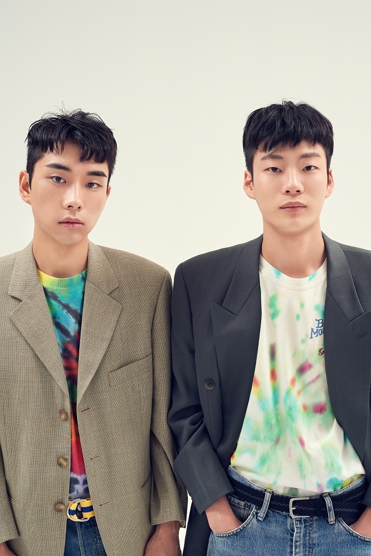 멜론매거진>멜론 훈스 (HOONS) 단짠단짠 자켓 촬영 현장