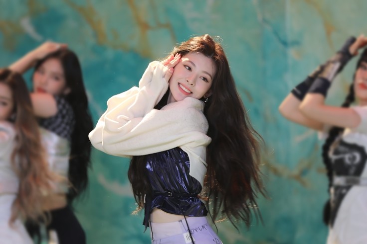 스테이씨 여우냥즈 짤털.jpg | 인스티즈