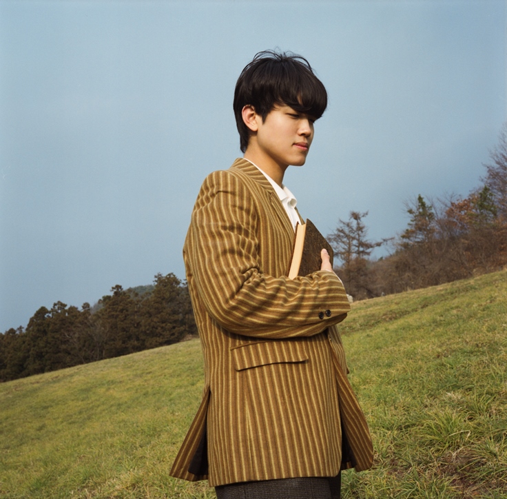 멜론매거진>멜론 차세대 싱어송라이터, 데이먼스 이어 (DAMONS YEAR) [HEADACHE.]