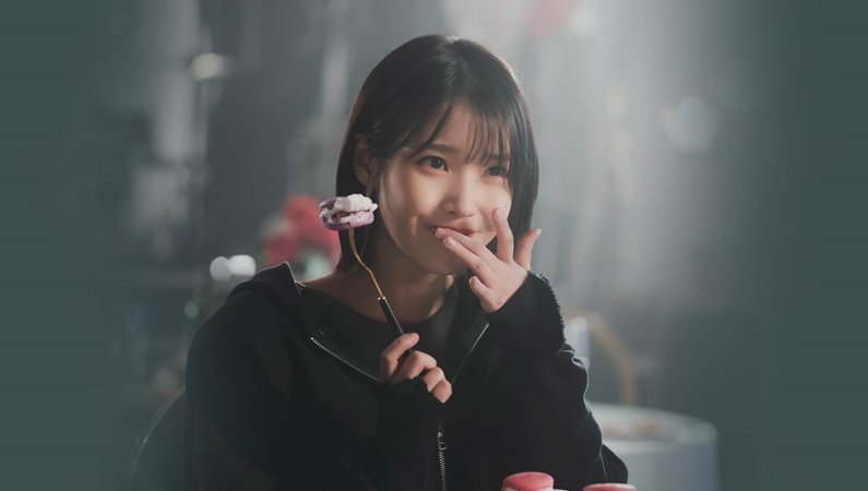 りん様『「Love wins all」ビハインド』1～3 IU (아이유) 'Love wins all' Official Audio - YouTube